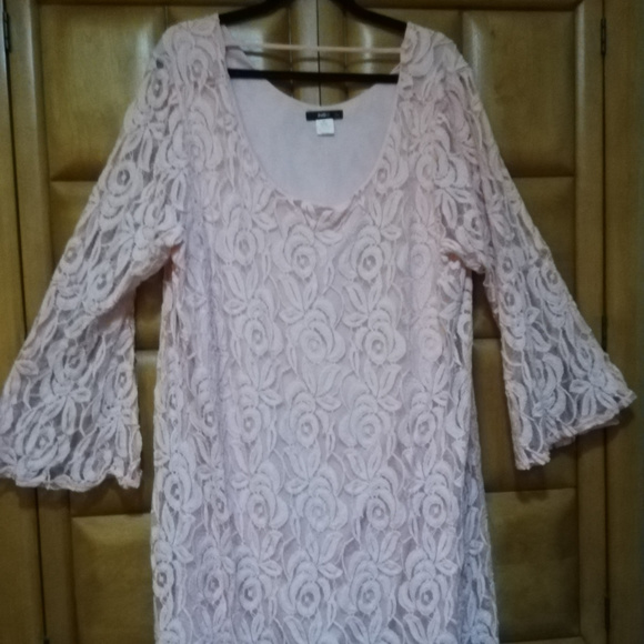 Ing Dresses & Skirts - Pink cotton lace dress with fringe bottom